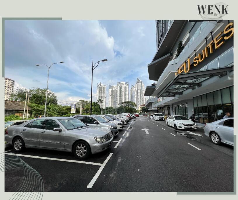 Neu 005 A * Kuala Lumpur